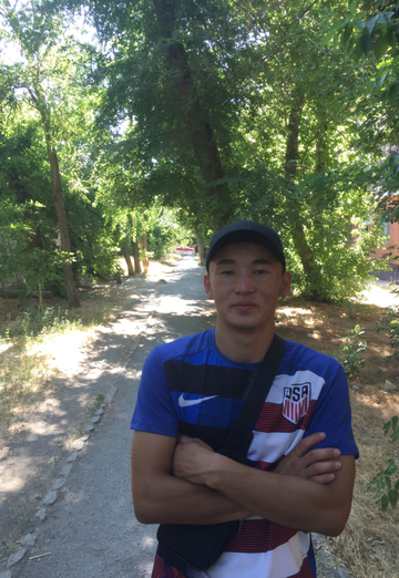 Моя фотография - Омар, 25 из Тараз (@omarbisekeev01)